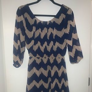 Cute Navy & Tan dress